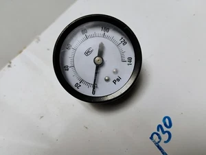 MC 140 PSI GAUGE - Picture 1 of 2