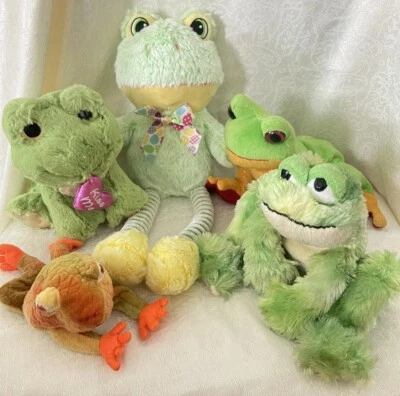 Plush Frogs – Ganz Webkinz Tree Frog, Green Toad, Aurora Stuffed Animal Lot of 4 - Image 1 of 4