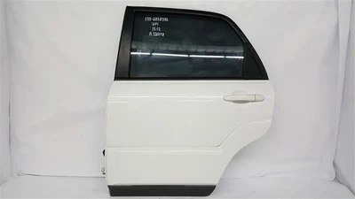 Puerta trasera del conductor blanca con revestimiento OEM 2005 2006 2007 2008 2009 Kia Sportage Foto 1 de 4