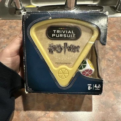 Игра Harry Potter Trivial Pursuit Game «Bite Size Edition» Hasbro (2017) - Изображение 1 из 3
