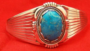 FESSELNDES ROBUSTES VINTAGE HANDGEFERTIGTES STERLING BLAU TÜRKIS MANSCHETTENARMBAND, 7" - Bild 1 von 4