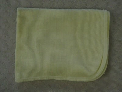 Manta térmica vintage Carter's amarillo claro liso tejido gofre hecha en EE. UU. Foto 1 de 4
