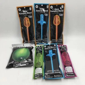 Lot of 7 Glow Party Favors: Wands, Beach Ball, Bracelets & Swords Halloween New - Picture 1 of 4