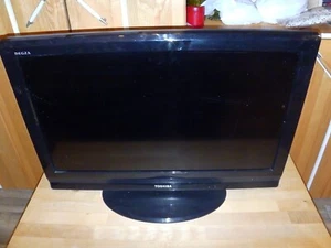 l Fernseher Toshiba Regza Top-Zustand mit vielen Anschlüssen 80cm Diagonale - Bild 1 von 7