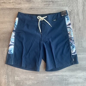 Brand new Mens Vans The Daily Sideline Boardshorts Dress Blues 32 - Picture 1 of 1