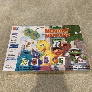 Sesame Street Memory Game 72 Big Bird Tokens Tray Milton Bradley MB 1992 Hasbro - Picture 1 of 13