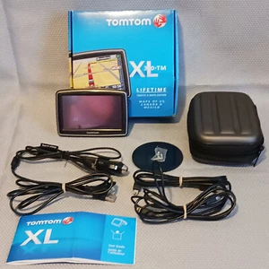 TomTom XL 350-TM Liftime Traffic & Maps Edition Of U.S. Canada & Mexico - Picture 1 of 13