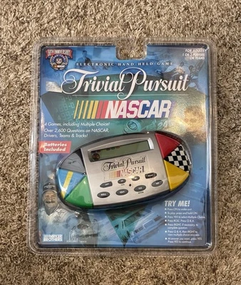 Nascar Electronic Handheld Trivial Pursuit Game de Parker Bros Foto 1 de 4