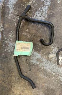 NOS Porsche 968 '92-'95 Coolant Expansion Tank to Water Pump Hose 94410621705 - Image 1 of 2