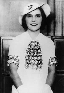 John Dillenger's girlfriend Evelyn "Billie" Frechette photo reproduction 151 - Picture 1 of 3