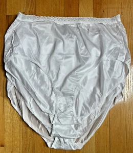 3 Vintage JMS Liquid Satin Granny Panties Just My Size 13 Shiny Lace Waistband - Picture 1 of 4