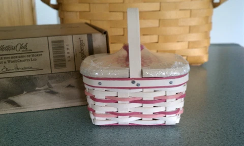 Longaberger 2014 Horizon of Hope Collector's Club miniature Pink Basket Set NEW Cover