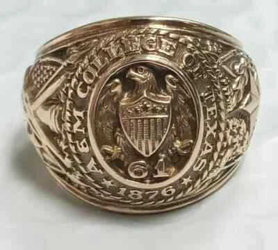 Anillo Aggie A&M College of Texas para hombre enchapado en oro amarillo de 14 k sin piedra Foto 1 de 4