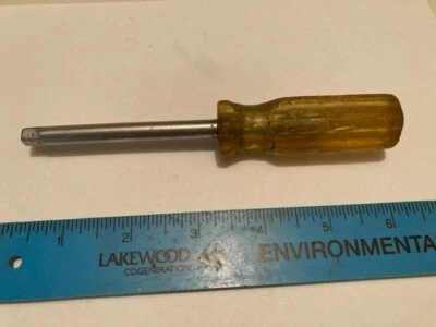 MADE IN USA VINTAGE Klein Tools 65066 - 1/4" Socket / BIT Size Spinner 6" Handle - Image 1 of 4