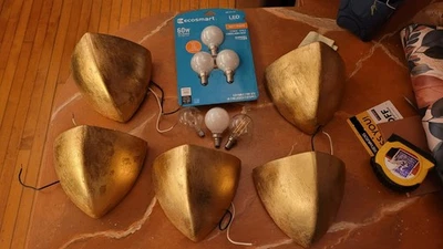 Apliques de pared regulables de cinco hojas de oro (se venden como conjunto) Foto 1 de 3