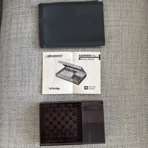 Vintage 1980er Saitek Kasparov Schachcomputer / elektronisches Reisespiel - Bild 1 von 3