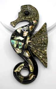 "Colgante de pared vintage Lucite concha de abulón con forma de caballito de mar 9-5/8""" - Imagen 1 de 9