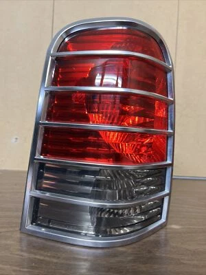Luz trasera izquierda Mercury Mariner Driver 2005,2006,2007 fabricante original Foto 1 de 4