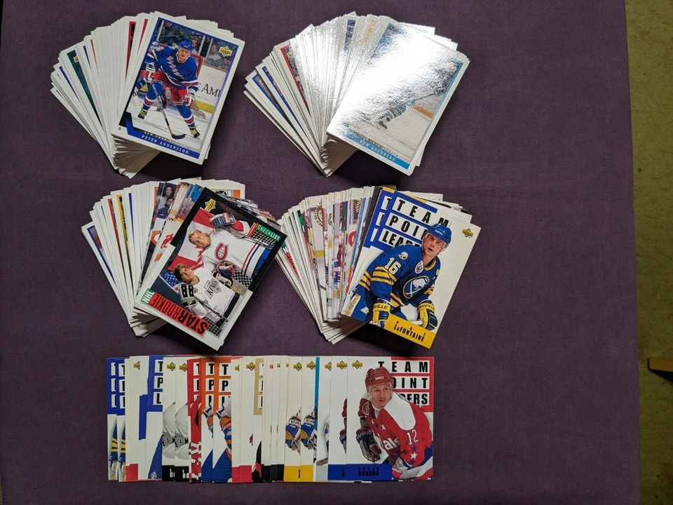 1993-94 Upper Deck Hockey - - - Pick A Card - - - Complete a Set - Image 1 of 1