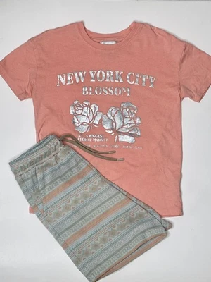 Colorful Planet Boys Shirt & Shorts Set Size 8 | Casual Outfit Clothes Bundle - Image 1 of 4