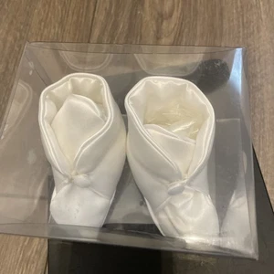 Lola's. Stivaletti battesimo neonato bianco raso. Ragazzo nuovo con scatola. - Foto 1 di 8