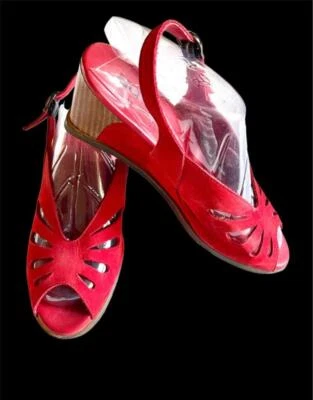 ARCHE ROJO GAMUZA PEEP TOE CUÑA ~ SANDALIAS RECORTADAS CON HONDA ~ FRANCIA ~ 37 ~ BONITAS Foto 1 de 4