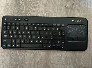 Logitech K400 Wireless Keyboard Built-In Multi-Touch Touchpad (No Receiver) - Photo 1/4