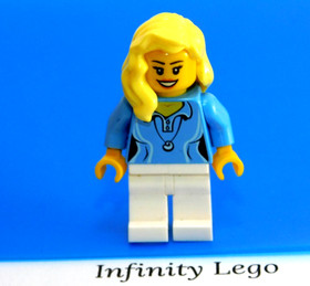 LEGO Female Minifigure City Fire Chief Car Firefighter Rescue Truck (60001)