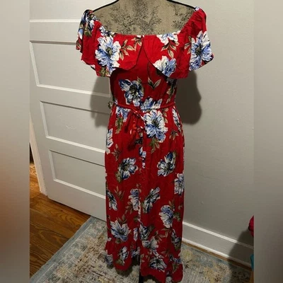 Maxi Vestido Band of Gypsies Rojo Envolvente Hombro Descubierto Mangas Acampanadas Foto 1 de 4