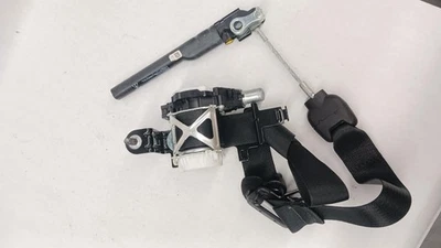 '18-'21 FORD EXPEDITION Front Seat Belt driver retractor black OEM 6 Month Wnty! - Imagem 1 de 4