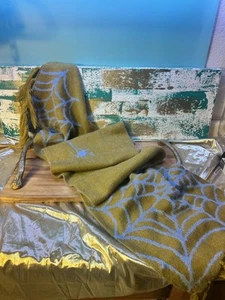 Urban Outfitters Cozy Soft Scarf Spiderweb Design One Size - Picture 1 of 3