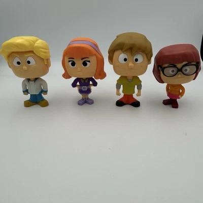 史酷比摇头公仔 4 件装 Velma Fred Shaggy Daphne McDonald 玩具 4 — 第 1/4 张图片