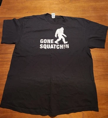 Camiseta Gone Squatchin Grassed Gráfico Yeti Bigfoot Sasquatch XL Foto 1 de 4