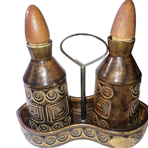 Signed SYLVAC Vinegar Oil Jars holder +tag ENGLAND 4022 7" Embossed condiments - Picture 1 of 17