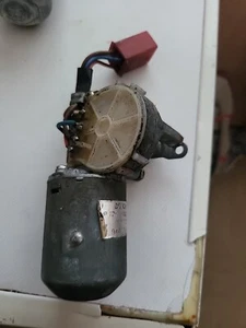 Porsche 924 944  Boot Release Motor 94462402402 used original  - Picture 1 of 6