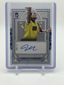 2023-24 Topps Royalty Jordan Clarkson Court Circular Auto Blue /15 - Bild 1 von 2