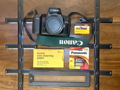 Testado! Pacote de bateria e filme! Corpo da câmera de filme SLR Canon EOS Elan - Bom estado. - Imagem 1 de 4