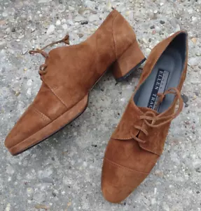 Zapatos Derby Ellen Tracy Linda Allard Gamuza Con Cordones Italia Marrón talla 10 M - Imagen 1 de 11