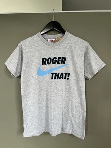 Nike Vintage Roger That! Roger Federer BOYS Deadstock T-shirt sz M Boys - Picture 1 of 7