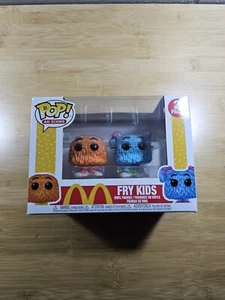 Funko POP! 2 Pack McDonalds Fry Kids (Orange and Blue) Common + Protector - Picture 1 of 6