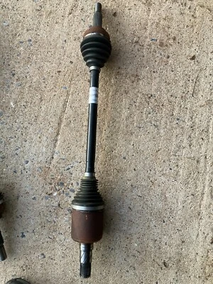 Medio eje delantero izquierdo Tesla modelo S 2016-2020 1626636-00-A Foto 1 de 4