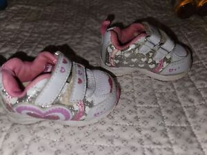 Garanimals Baby Toddler Girls Athletic Shoes Silver Glitter Pink Hearts Size 2 