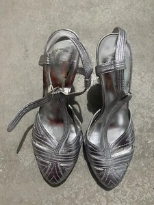Report Womens Ankle Strap High Heel CLOSED Toe Dress Sandal SILVER Sz 6.5 PREOWN - Picture 1 of 11