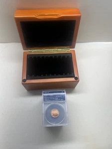 Holzkiste mit (10) 2017 (S) ANACS zertifiziert EU 70 Enhanced Uncirculated Set - Bild 1 von 22