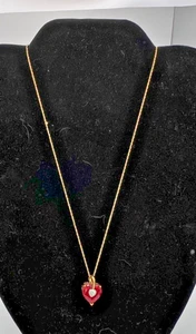Collar y colgante vintage de rubí sintetizador corazón oro amarillo macizo de 10k - Imagen 1 de 6