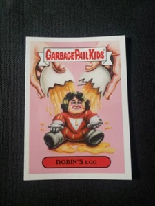 2018 Garbage Pail Kids Horror-ible 80s SCI FI ROBIN'S EGG 8a Williams GPK - Picture 1 of 4