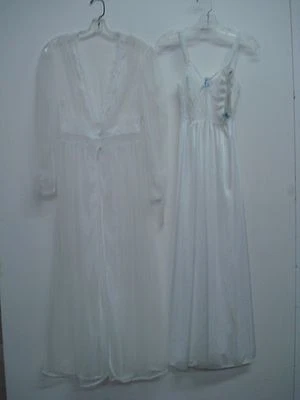 USA Made Nancy King Lingerie Peignoir Set Gown/Robe/Garter Size S White #536Q - Image 1 of 4