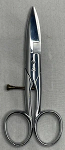 Mundial # 252 Classic Forged 4.5" Buttonhole Sewing Scissors ~ Opens buttonholes - Picture 1 of 6