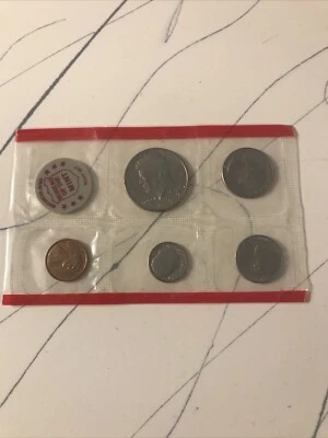 Uncirculated Mint Set 1972 Free Shipping! - Image 1 of 3