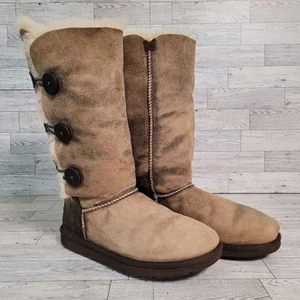 UGG Bailey Button Damenstiefel dreifach braun Lammfell halbhoch Größe 9 - Bild 1 von 9